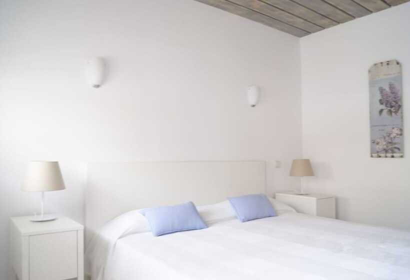 Апартаменты 1 Спальня Нижний Этаж, Apartamentos Sureda