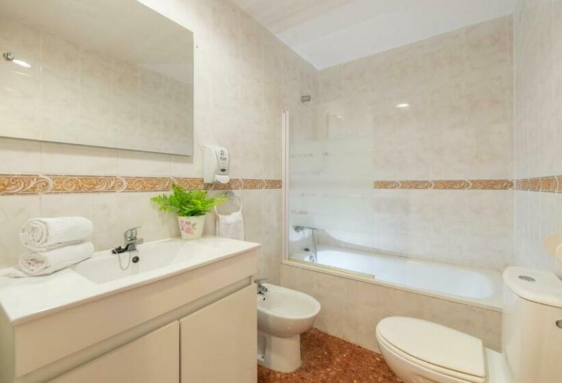 ２ベッドルームアパートメント, Apartaments Els Llorers