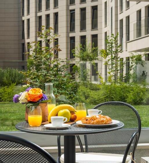 ガーデンビュースタンダードルーム, Hyatt Regency Sofia
