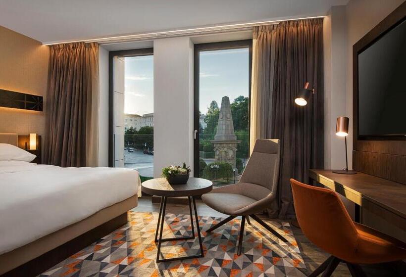 景色の見えるスイートルーム, Hyatt Regency Sofia