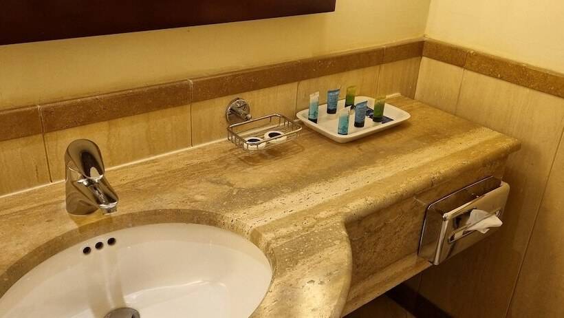 Номер Deluxe, New Madinah