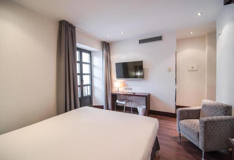 اتاق استاندارد, Petit Palace Marques Santa Ana