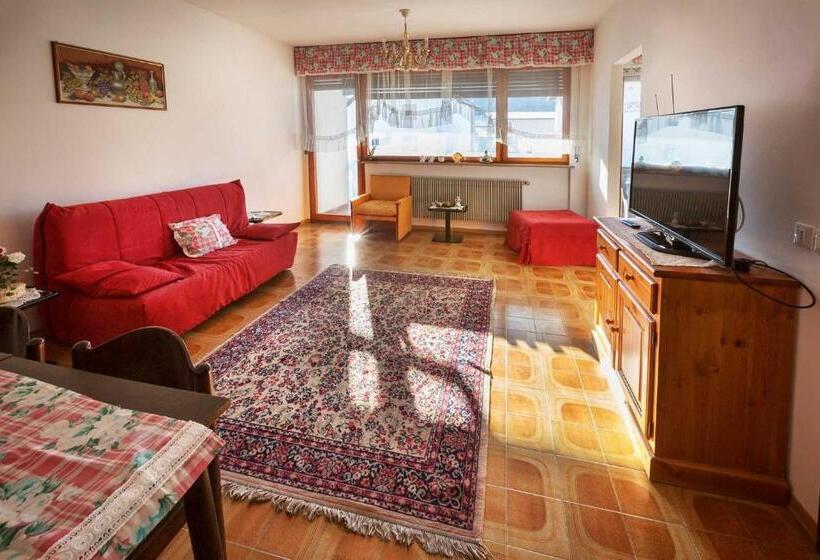 Апартаменты 3 Спальни, Albergo Diffuso Col Gentile Socchieve