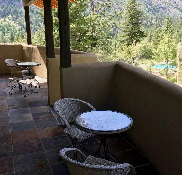 디럭스 스위트, Casa Colina