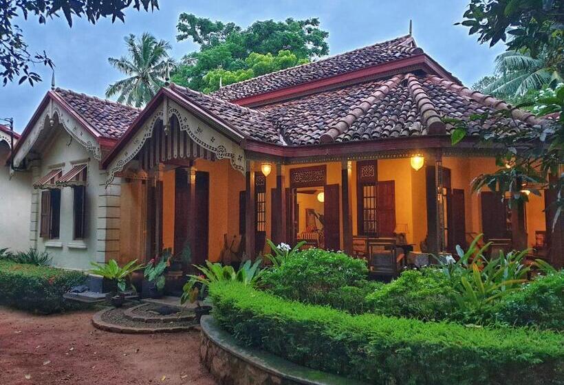 带大床的标准间, Sri Mathie Historic Estate