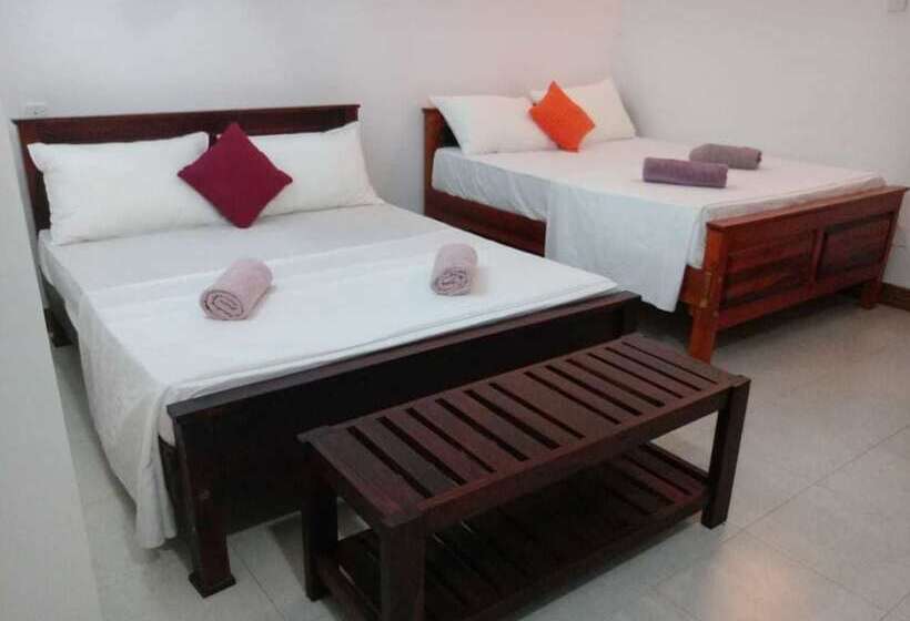 Номер Economy Двуспальная Кровать, Ku Kandy Villa