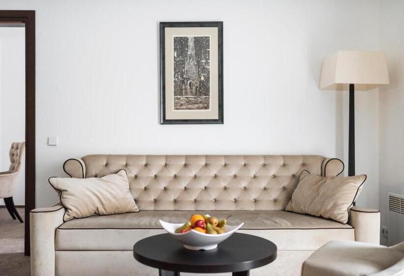 سوییت لوکس, Amberton Cozy Hotel Kaunas