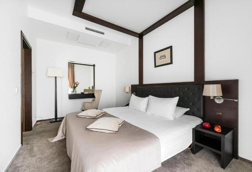سوییت لوکس, Amberton Cozy Hotel Kaunas