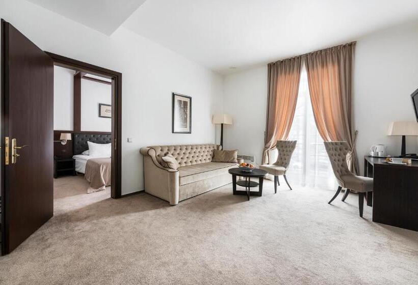 سوییت لوکس, Amberton Cozy Hotel Kaunas