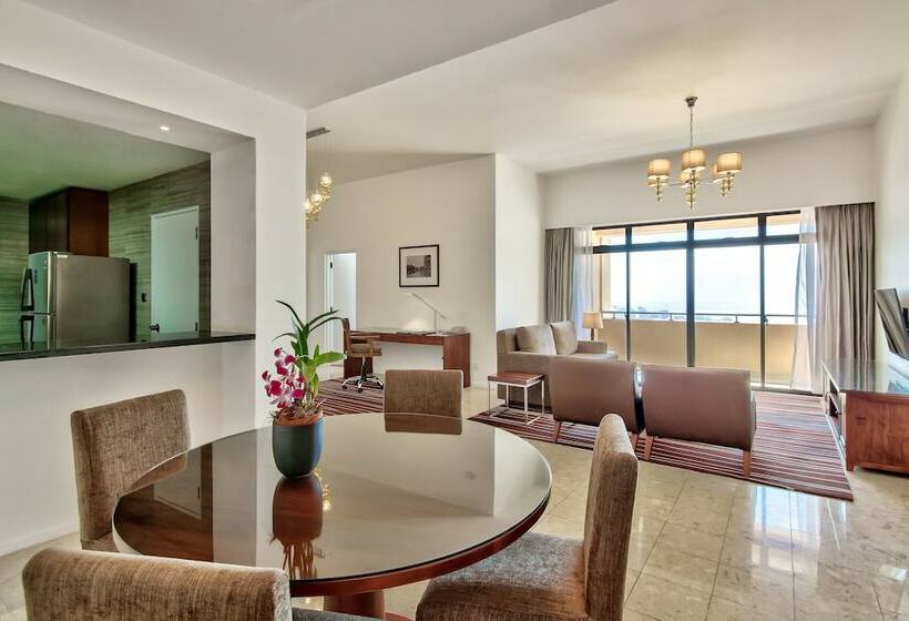 سوئیت 2 خوابه, Hilton Colombo Residence