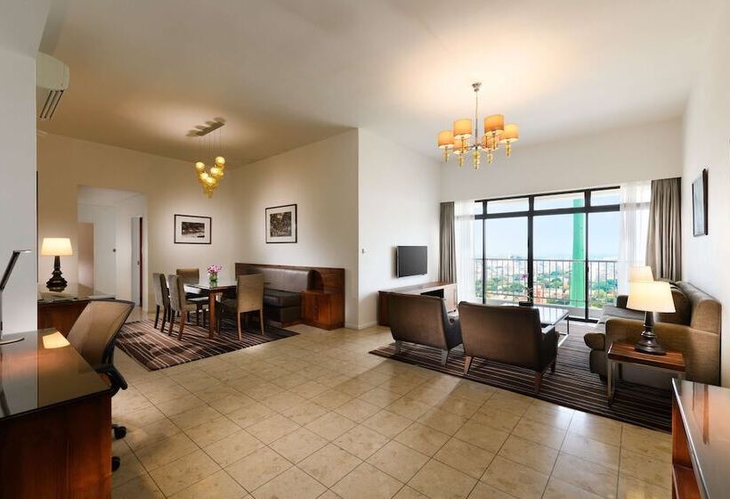 3 Bedroom Suite, Hilton Colombo Residence