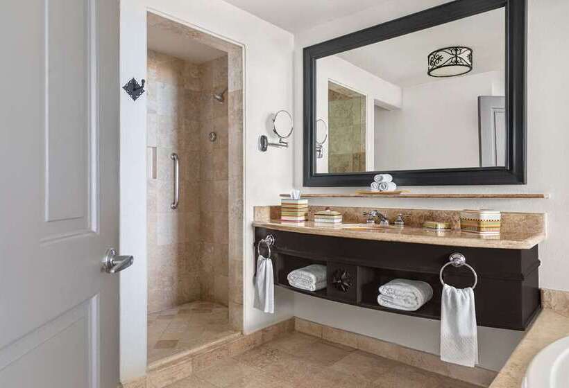 3 Bedroom Suite, Hilton Colombo Residence