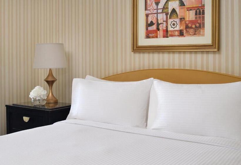 Номер Классика Кровать Кинг, Intercontinental Riyadh, An Ihg