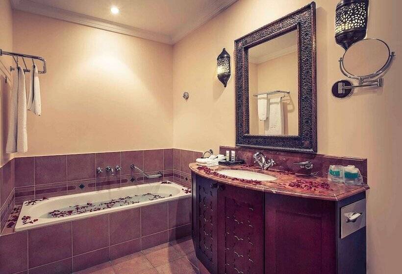 2 Bedroom Executive Suite, Mercure Grand Hotel Seef   All Suites
