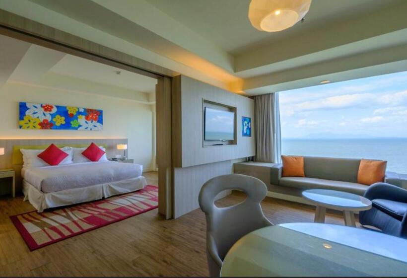 سوییت سوپریور با چشم‌انداز دریا, Mercure Penang Beach