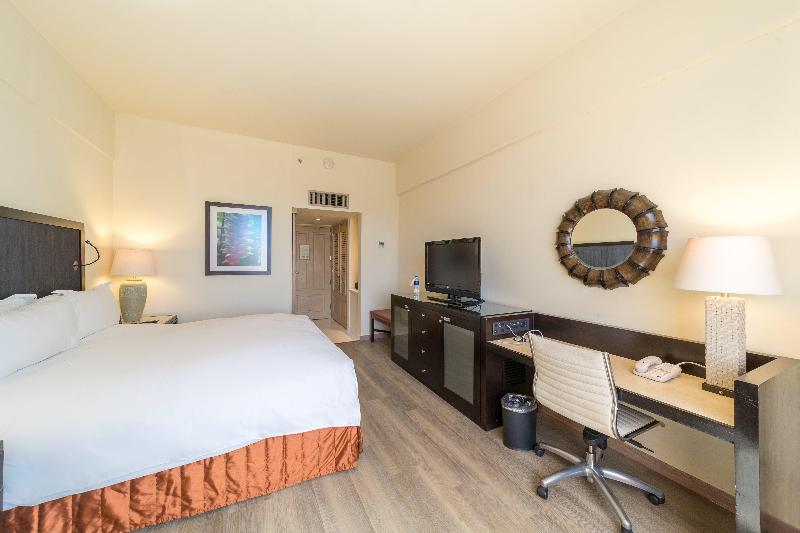 اتاق اجرایی با تخت بزرگ, Real Intercontinental San Salvador, An Ihg