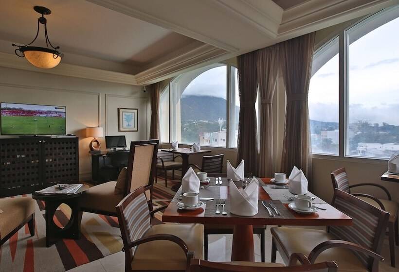 سوئیت پرزیدنت, Real Intercontinental San Salvador, An Ihg