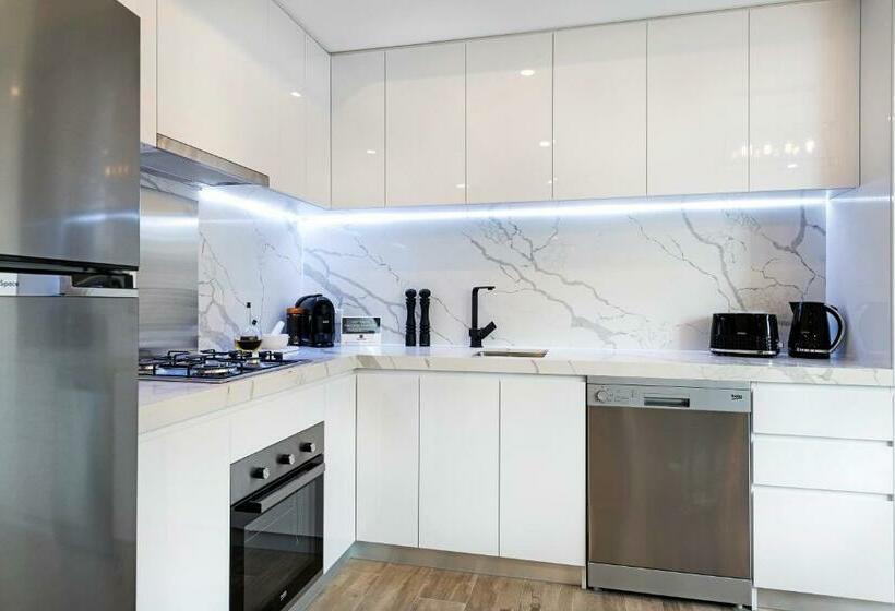 آپارتمان 1 خوابه, Manhattan Apartments   Caulfield North