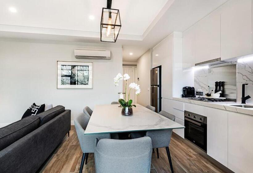 آپارتمان لوکس 1 خوابه, Manhattan Apartments   Caulfield North