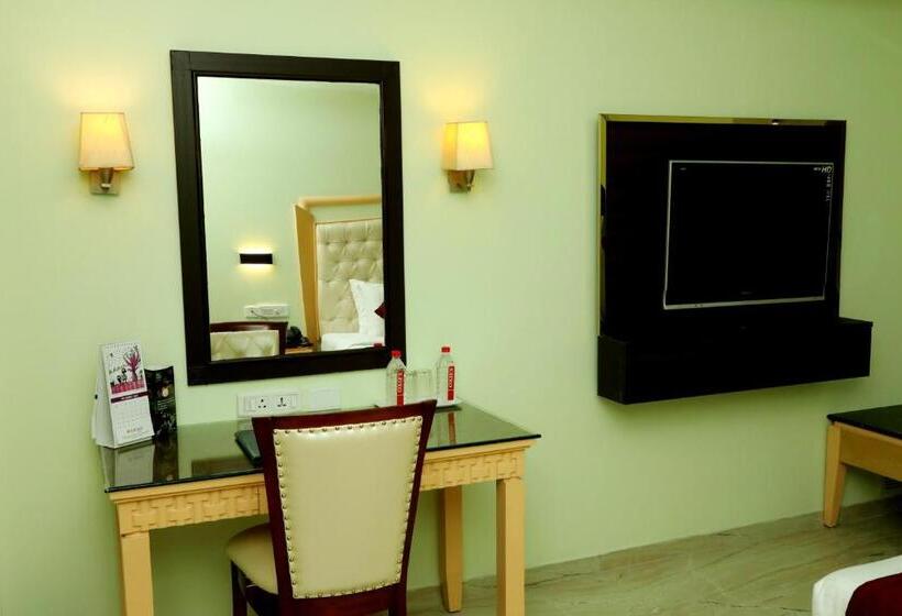 行政房间, Quality Inn Sabari