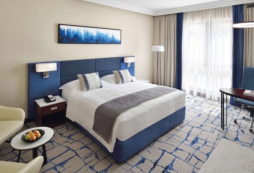 Номер Superior, Mövenpick Hotel & Apartments Bur Dubai