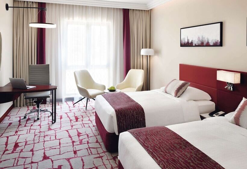 Номер Superior, Mövenpick Hotel & Apartments Bur Dubai