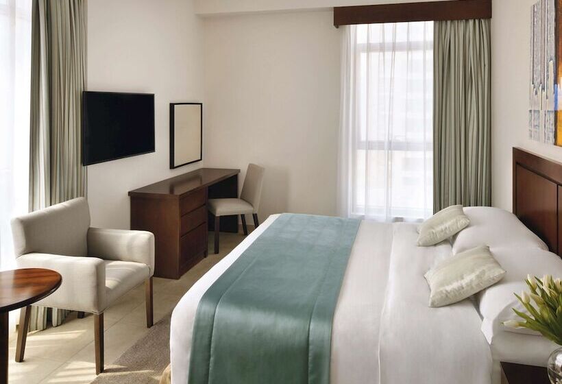 Апартаменты 2 Спальни, Mövenpick Hotel & Apartments Bur Dubai