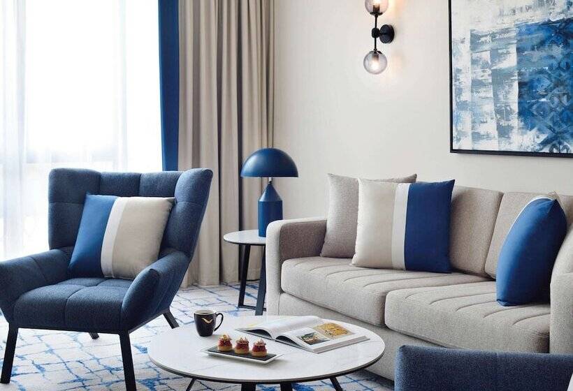 Люкс Повышенной Комфортности, Mövenpick Hotel & Apartments Bur Dubai