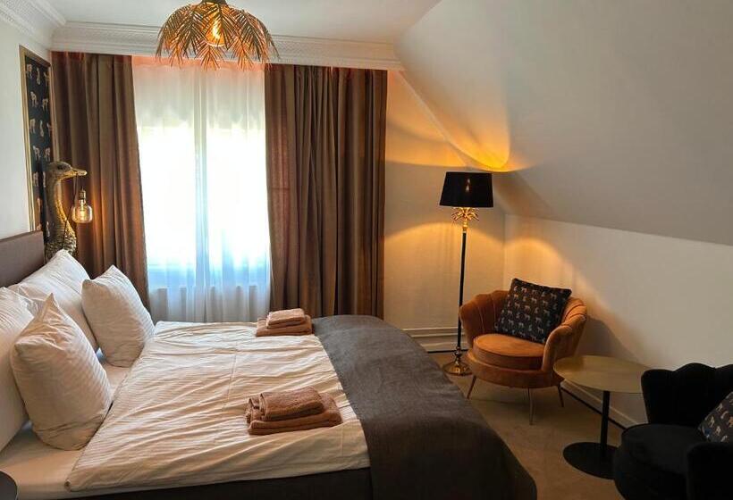 سوییت, Godstedlund