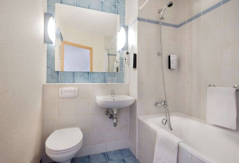 اتاق استاندارد با تخت دوبل, Campanile  Lublin