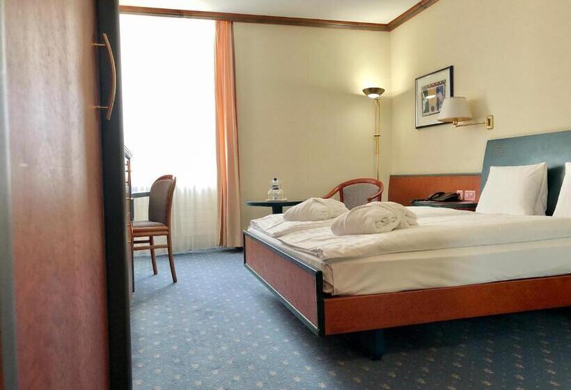 اتاق لوکس, Thermal Hotels & Walliser Alpentherme Leukerbad