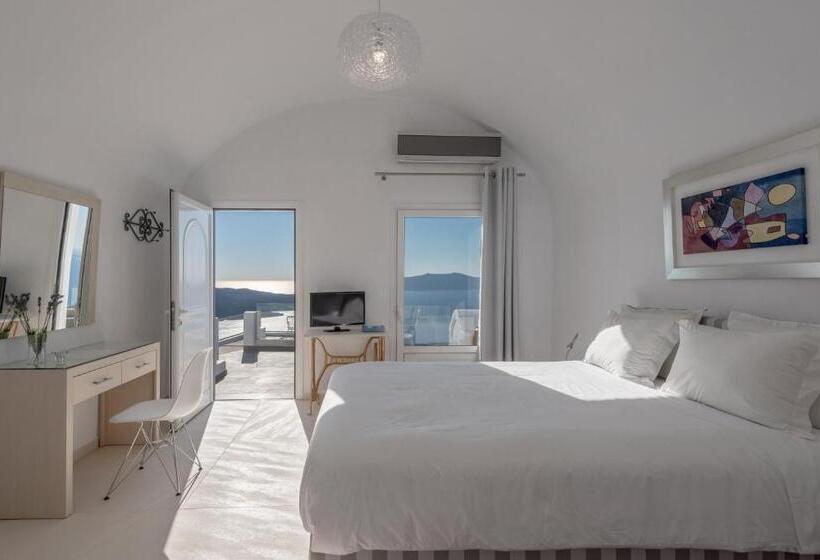 اتاق لوکس با وان آب گرم, Villa Renos