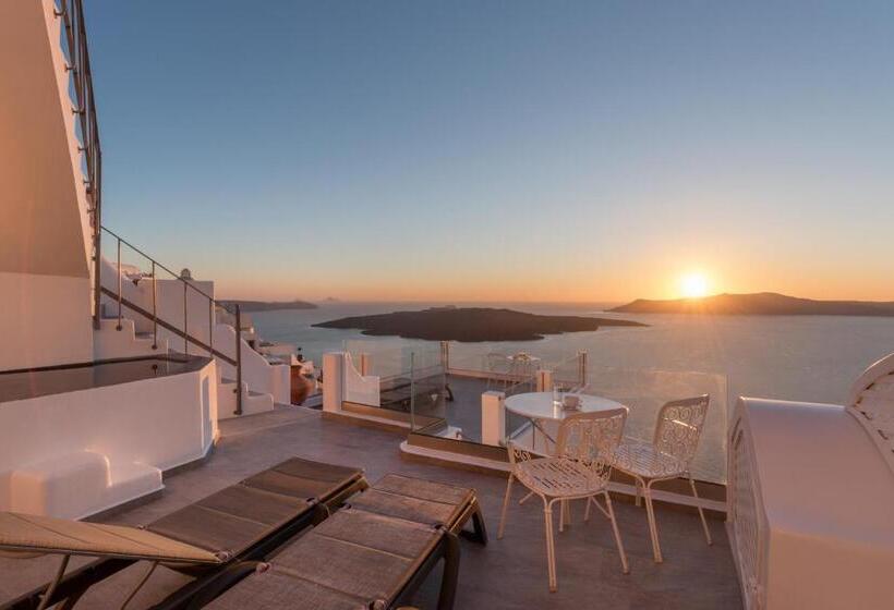 اتاق لوکس با وان آب گرم, Villa Renos
