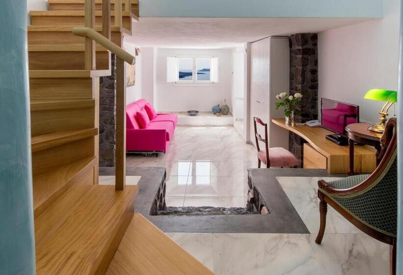 سوئیت جونیور با چشم‌انداز, Villa Renos