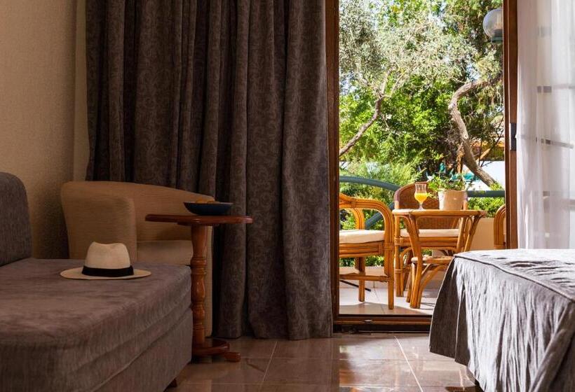 标准房带园景, Possidi Holidays Resort & Suite