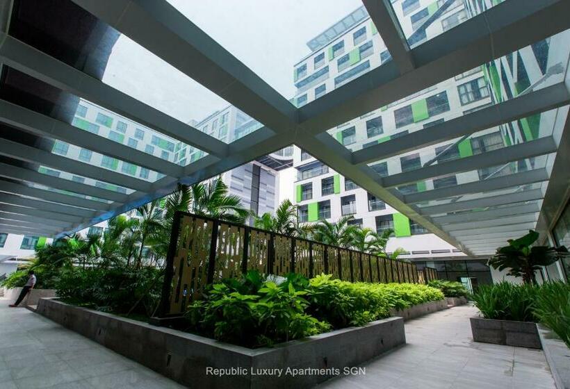 سوییت سوپریور, Republic Suites Ho Chi Minh City