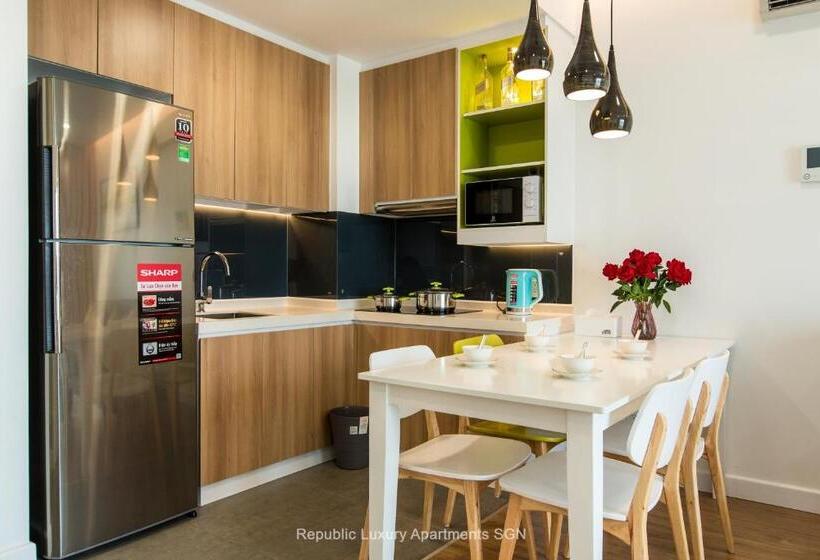 سوییت سوپریور, Republic Suites Ho Chi Minh City