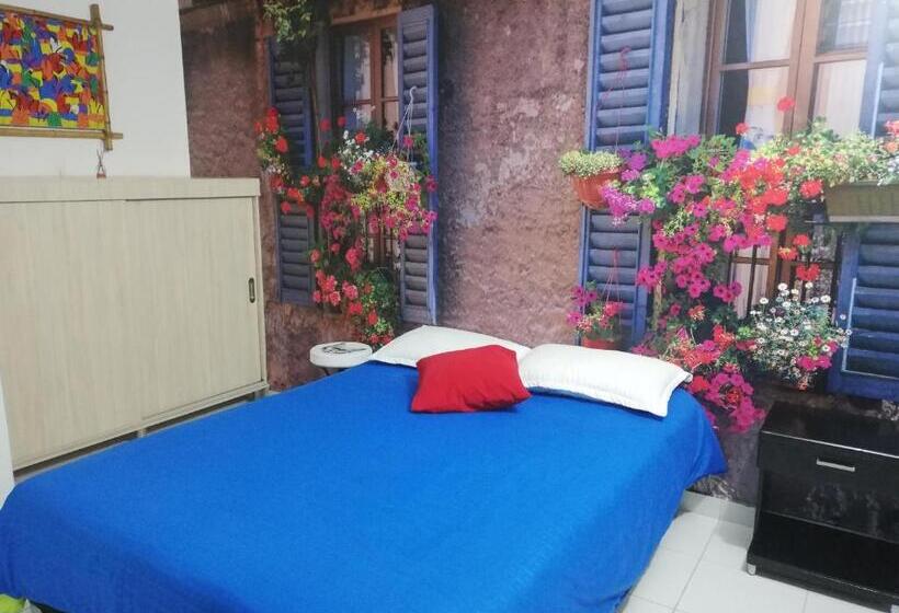 استودیوی استاندارد, Aparta Estudio 7051