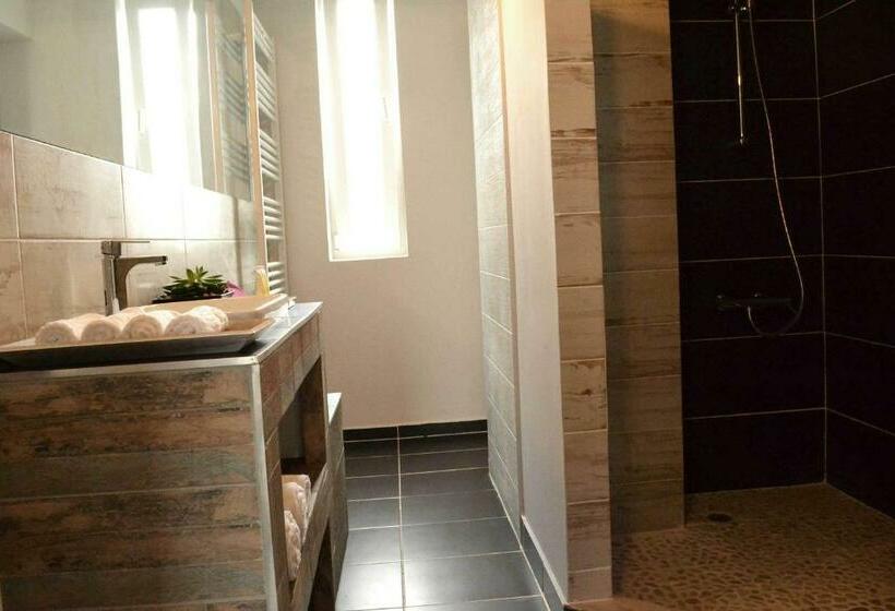 , Jn Boutique Apartments
