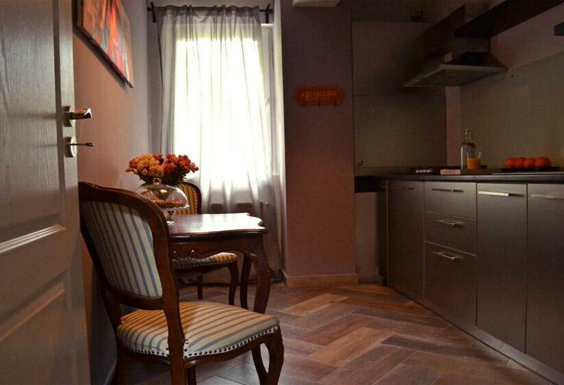 , Jn Boutique Apartments