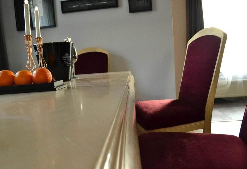 , Jn Boutique Apartments