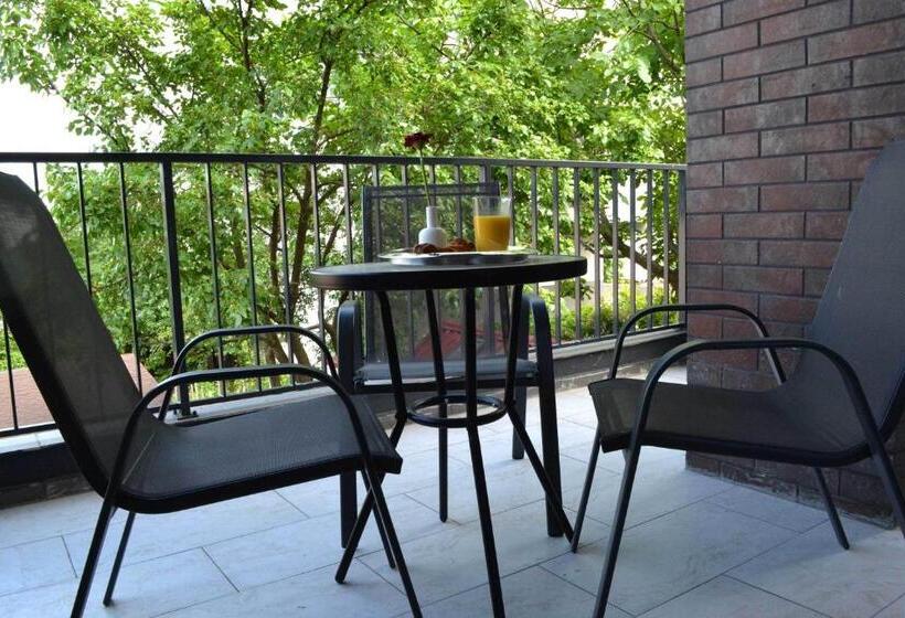 , Jn Boutique Apartments