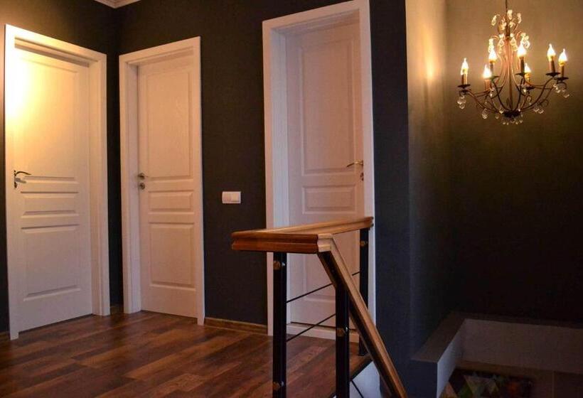 , Jn Boutique Apartments