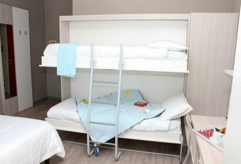 اتاق استاندارد چهار تخته, Best Quality Hotel La Darsena