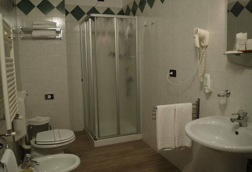 سوییت جونیور, Best Quality Hotel La Darsena