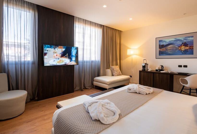 سوییت جونیور, Aemilia Hotel Bologna