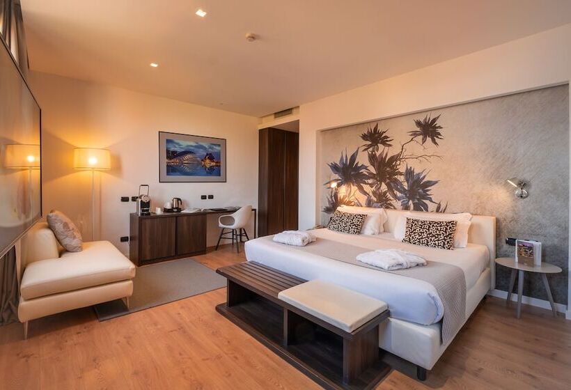 سوییت جونیور, Aemilia Hotel Bologna
