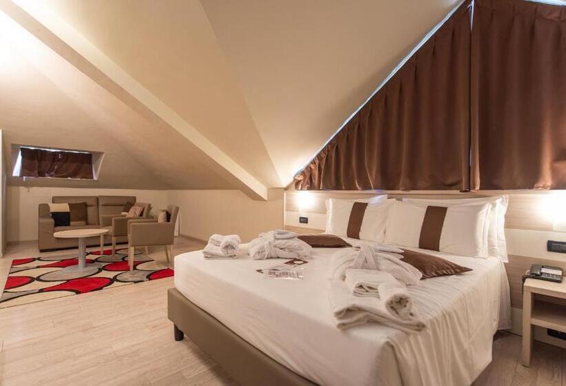 سوییت جونیور, Best Quality Hotel La Darsena