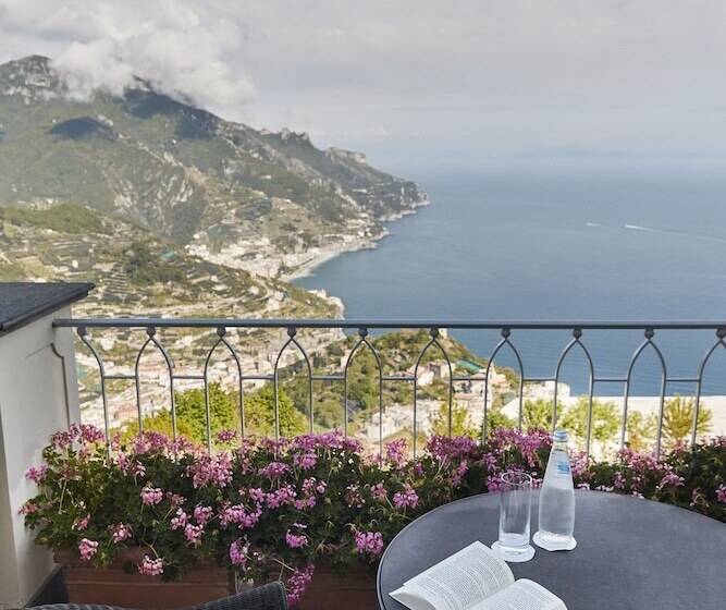 Deluxe Suite Sea View, Caruso, A Belmond Hotel, Amalfi Coast
