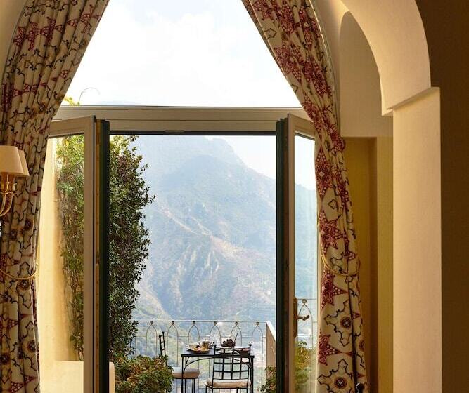 Deluxe Suite Sea View, Caruso, A Belmond Hotel, Amalfi Coast